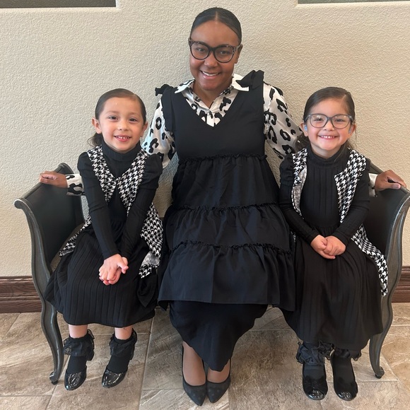 ✨ - Picture 3 of 4